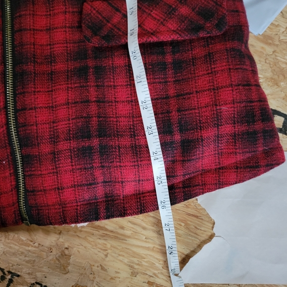 Maurices Fleece Lined Sleeveless Vest - Picture 9 of 9